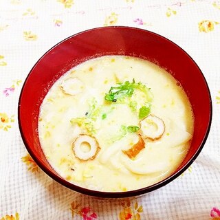 味噌仕立て♪大根と竹輪のかきたまうどん